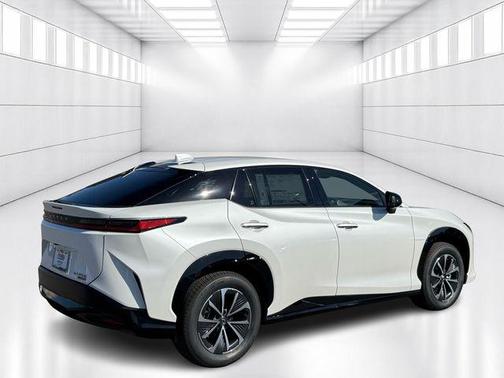 2025 Lexus RZ 450e