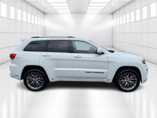 2017 Jeep Grand Cherokee Summit
