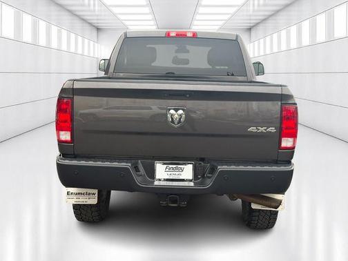 2017 RAM 2500 Tradesman Crew Cab 4x4 6'4' Box