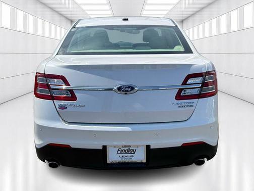 2019 Ford Taurus Limited