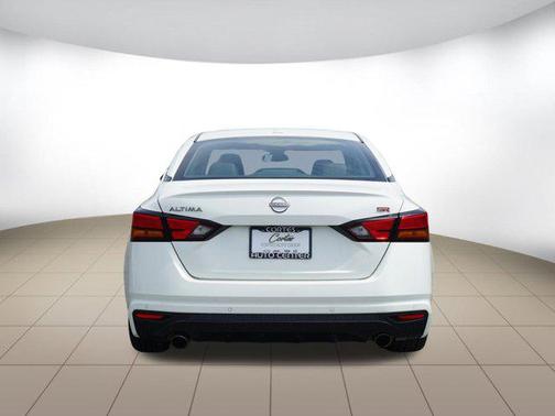 2023 Nissan Altima SR FWD