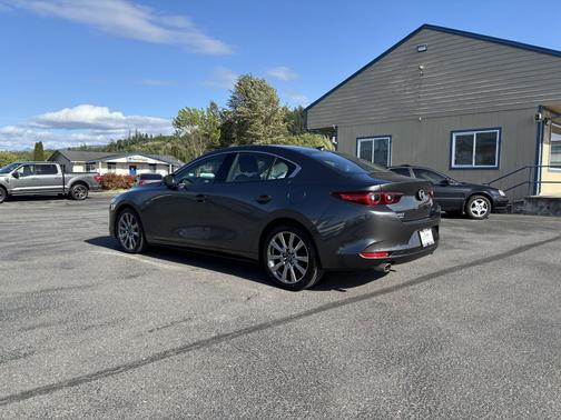 Machine Gray Metallic 2022 Mazda Mazda3 AWD w/Premium Package