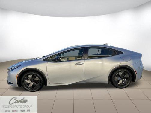 2024 Toyota Prius XLE