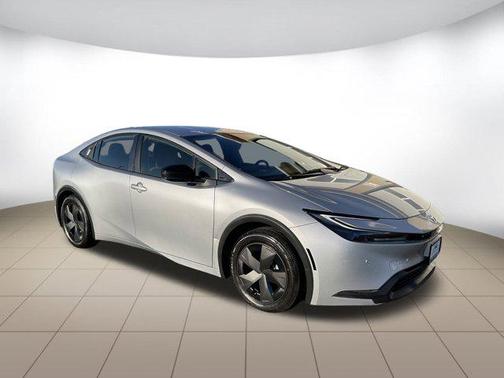 2024 Toyota Prius XLE