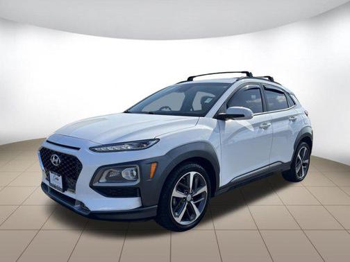 Lunar White 2021 Hyundai KONA Limited