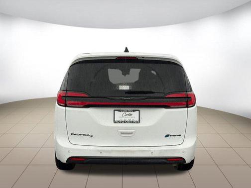 2024 Chrysler Pacifica Hybrid S Appearance Pkg