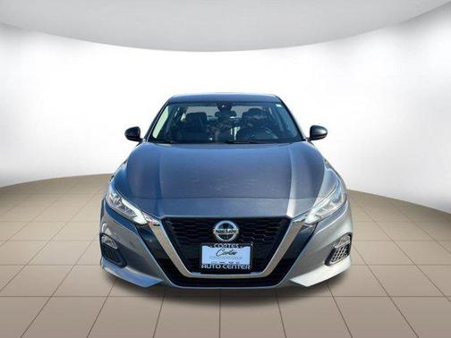 2022 Nissan Altima SR FWD