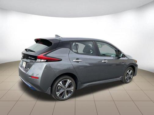 2022 Nissan Leaf SV PLUS 62 kWh