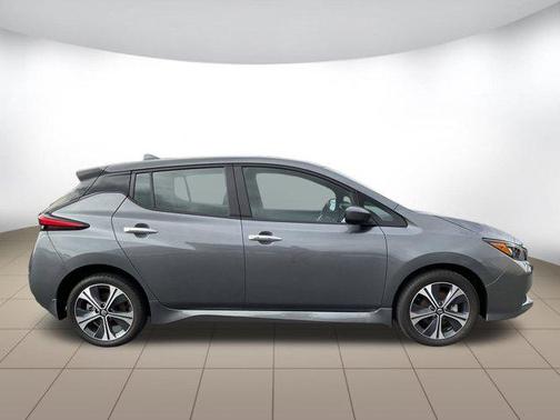 2022 Nissan Leaf SV PLUS 62 kWh
