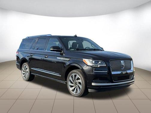 2024 Lincoln Navigator Premiere