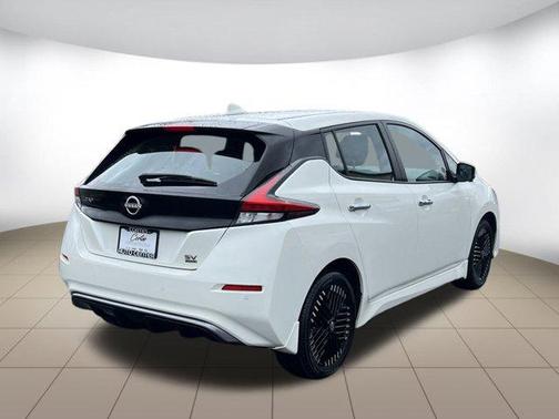 2023 Nissan Leaf SV PLUS 60 kWh