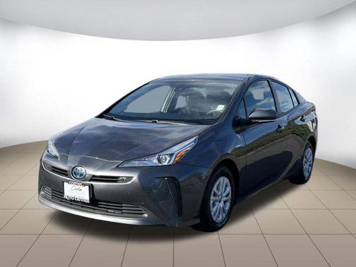 2022 Toyota Prius LE