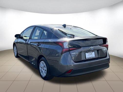 2022 Toyota Prius LE