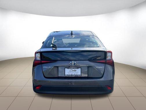 2022 Toyota Prius LE