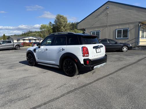 Light White 2018 MINI Countryman Cooper ALL4