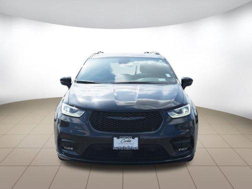 2024 Chrysler Pacifica Hybrid Premium S Appearance Pkg