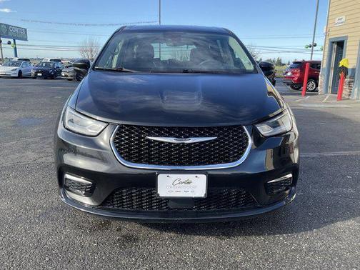 2022 Chrysler Pacifica Hybrid Touring L