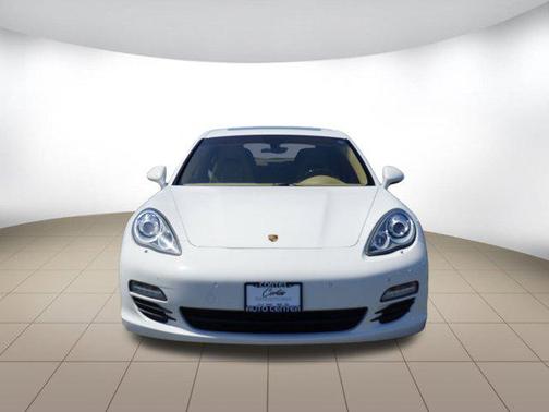 2012 Porsche Panamera 4