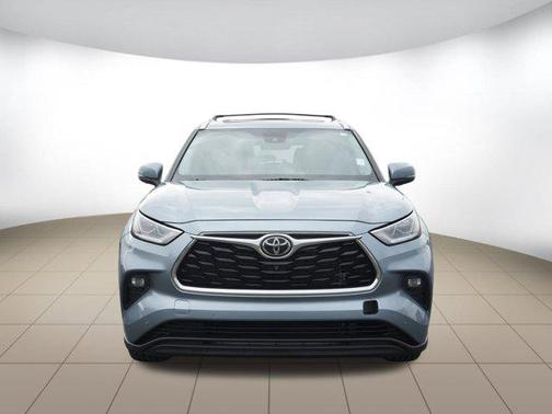 2022 Toyota Highlander Limited