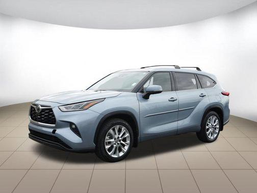 2022 Toyota Highlander Limited