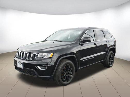 2022 Jeep Grand Cherokee Laredo