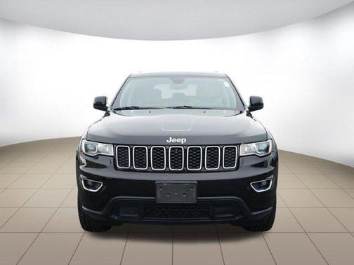 2022 Jeep Grand Cherokee Laredo