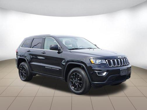 2022 Jeep Grand Cherokee Laredo