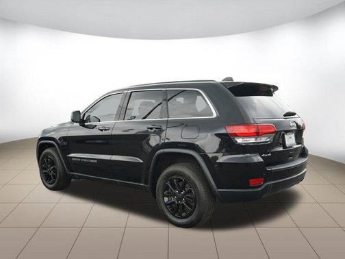 2022 Jeep Grand Cherokee Laredo