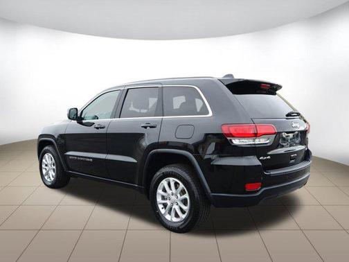2022 Jeep Grand Cherokee Laredo