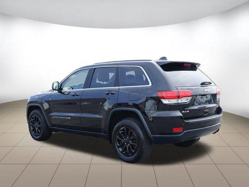 2022 Jeep Grand Cherokee Laredo