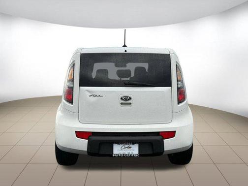 2010 Kia Soul +