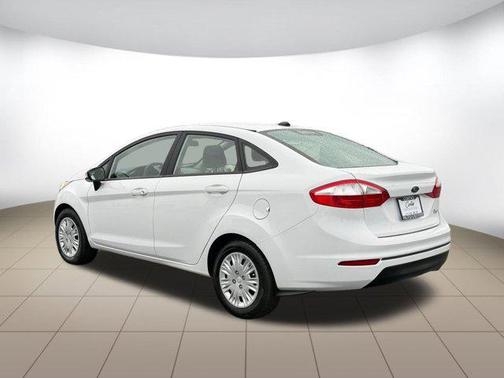 2016 Ford Fiesta S