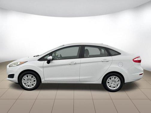 2016 Ford Fiesta S