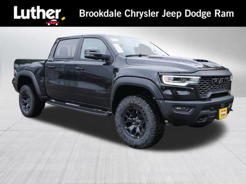 Diamond Black Crystal Pearlcoat 2026 RAM 1500 RHO Crew Cab 4x4 5'7' Box