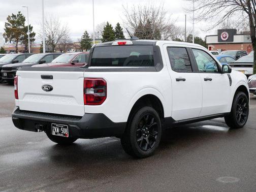 Oxford White 2025 Ford Maverick XLT