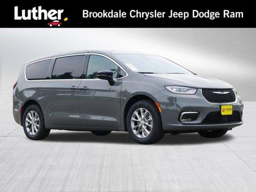 2025 Chrysler Pacifica L