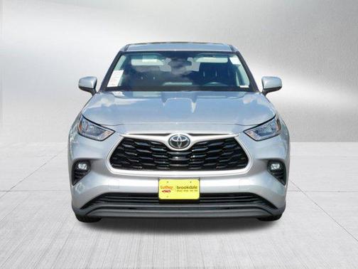 2020 Toyota Highlander LE