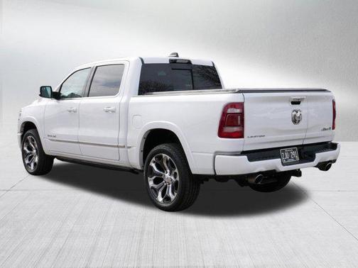 Ivory White Tri-Coat Pearlcoat 2021 RAM 1500 Limited