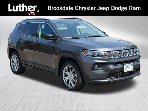 Granite Crystal Metallic Clearcoat 2022 Jeep Compass Latitude Lux
