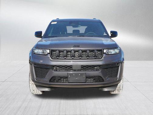 2026 Jeep Grand Cherokee Altitude