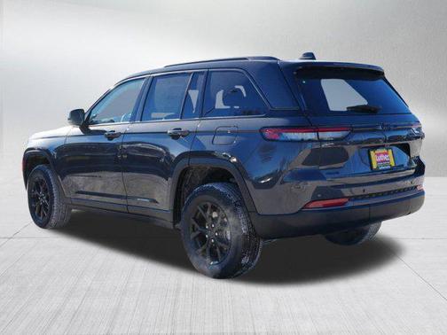 2026 Jeep Grand Cherokee Altitude