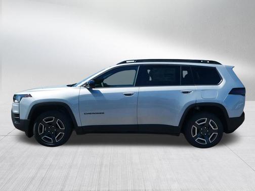 Silver Zynith Clearcoat 2026 Jeep Cherokee Limited