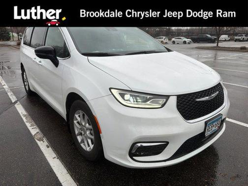 2025 Chrysler Pacifica L