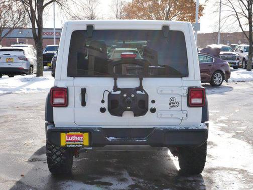2022 Jeep Wrangler Willys