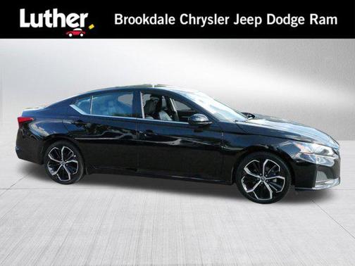 2023 Nissan Altima SR FWD