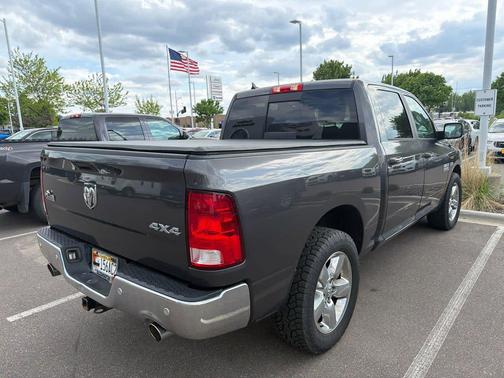 Granite Crystal Metallic Clearcoat 2017 RAM 1500 Big Horn