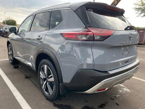 2022 Nissan Rogue Platinum