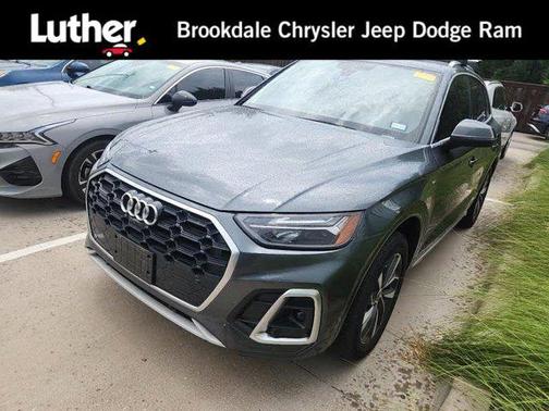 2022 Audi Q5 45 S line Premium Plus