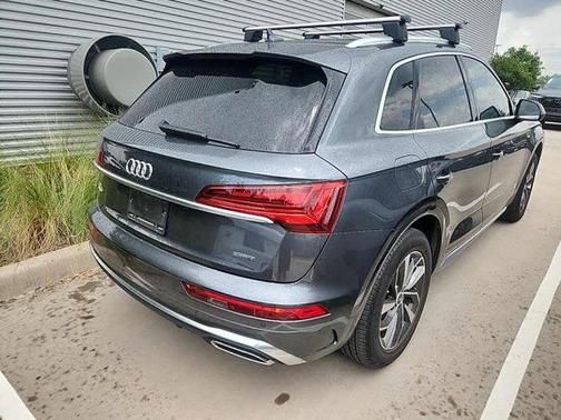 2022 Audi Q5 45 S line Premium Plus
