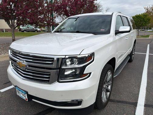 Iridescent Pearl Tricoat 2016 Chevrolet Suburban LTZ